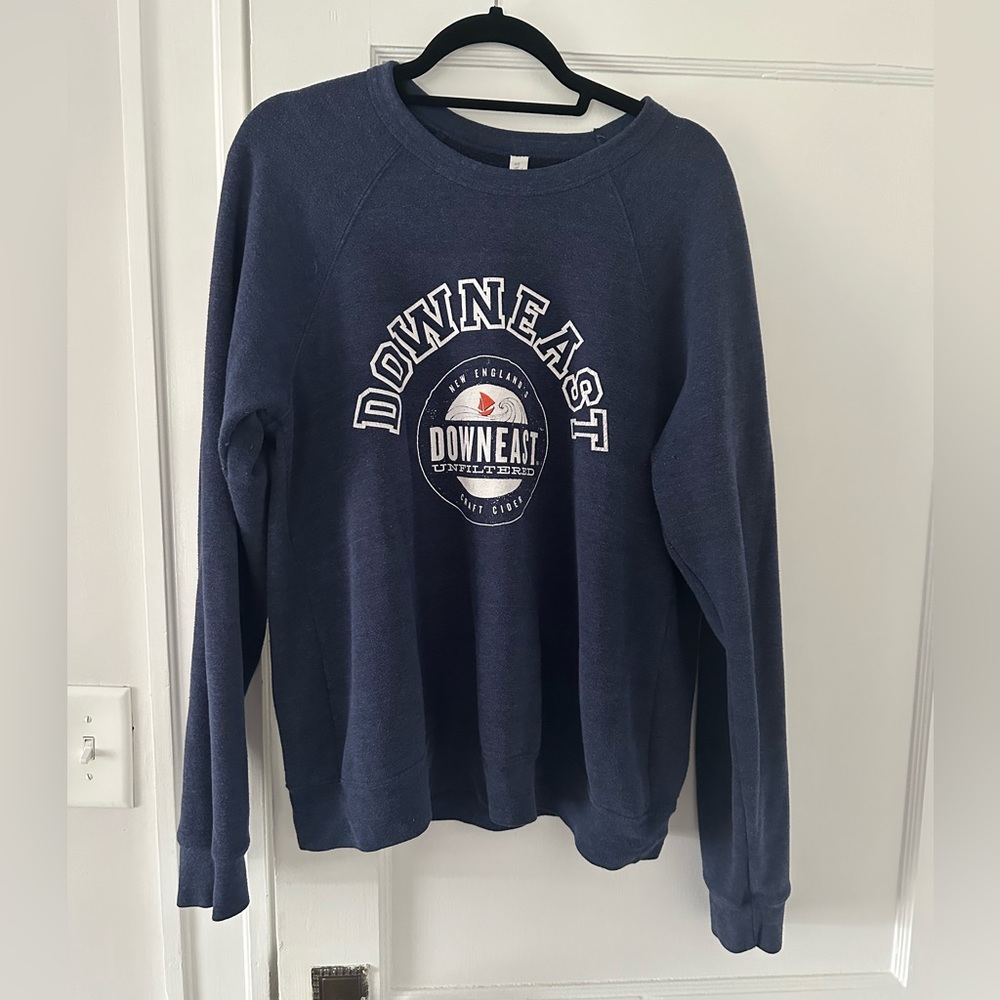 Downeast cider crew neck sweatshirt size M